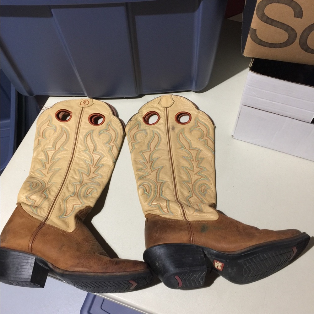 Tony lama cowboy boots - Picture 3 of 4